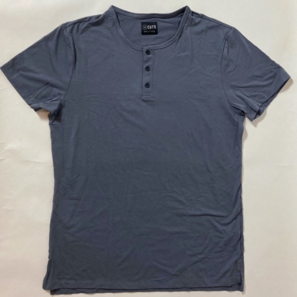 Cuts Clothing Men's Split Hem Crew Neck Button T-Shirt - L - New In Pack - Picture 2 of 8